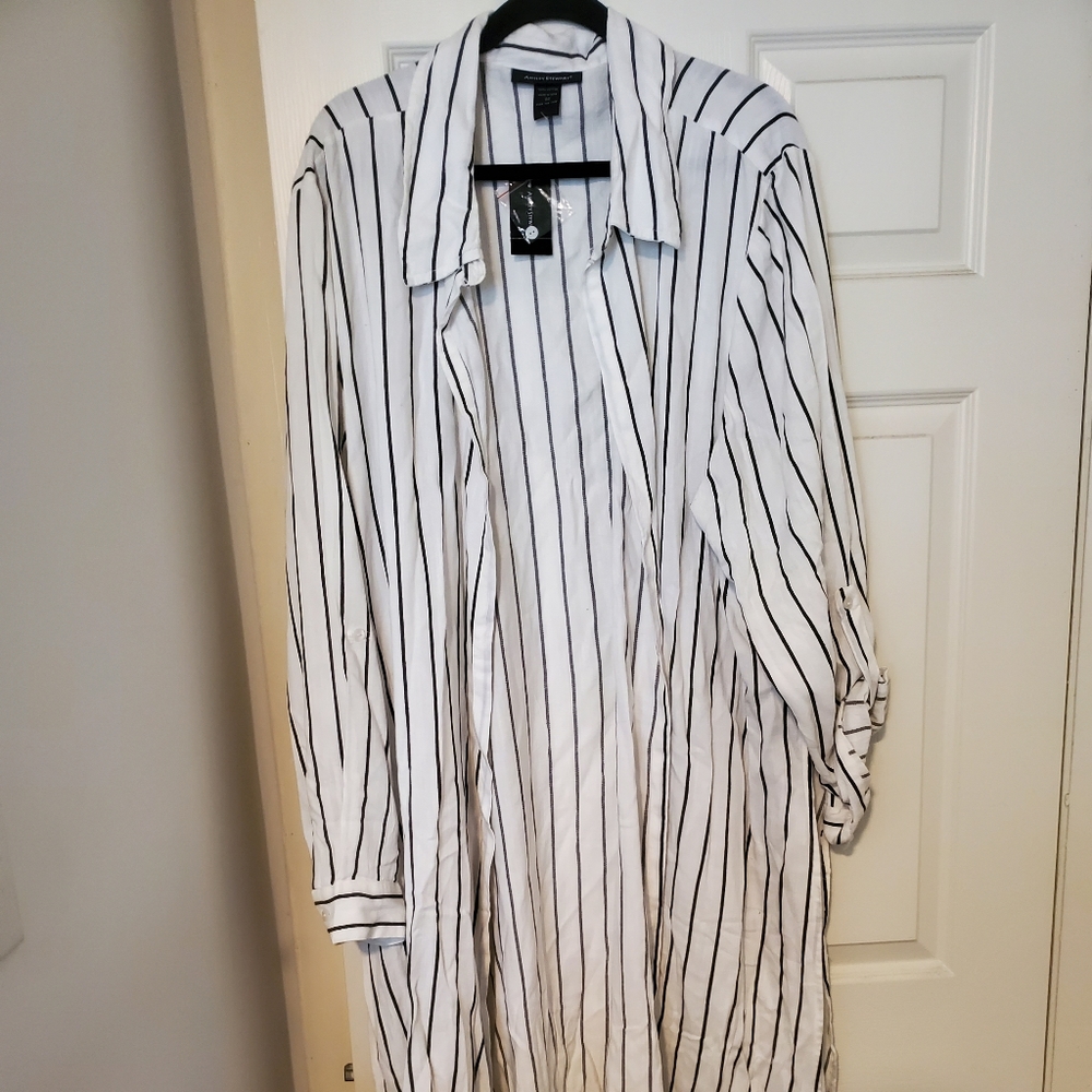 Striped duster